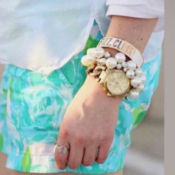 Lilly Pulitzer Poolside Blue First Impression Callahan Shorts Size 000 - Picture 4 of 10